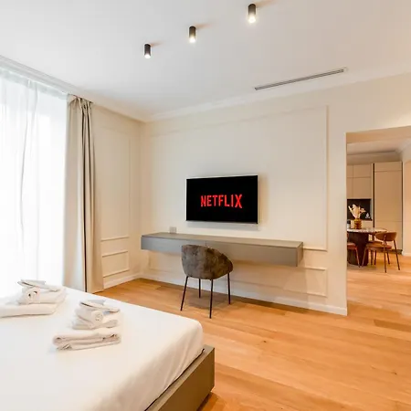 Luxury37 - Porta Venezia Milánó